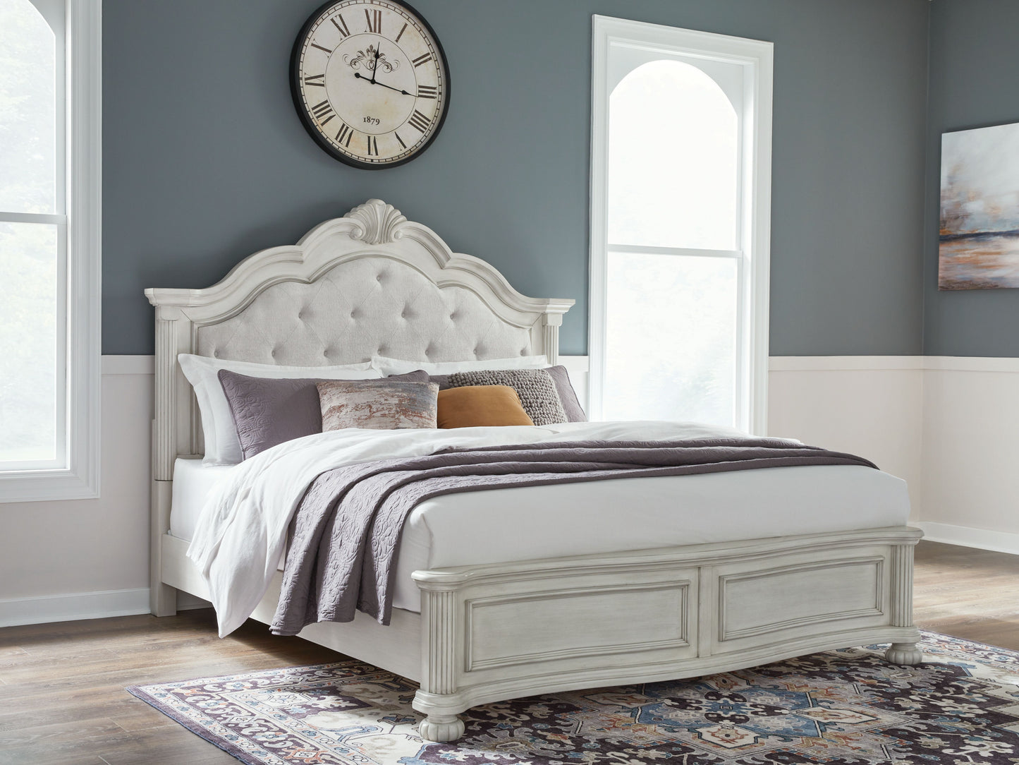 Montelaine - Upholstered Panel Bed