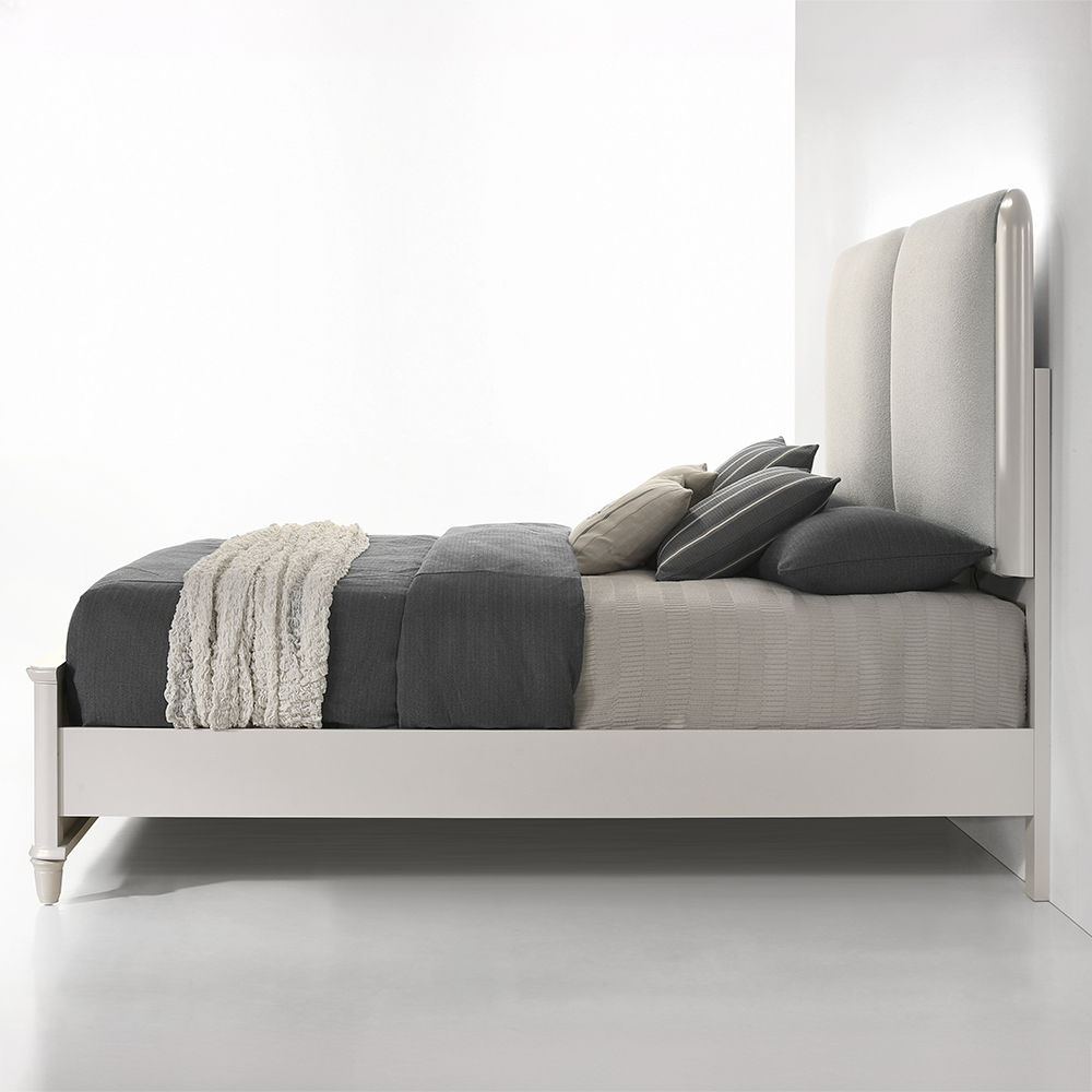 Laveda - Eastern King Bed With LED - Light Gray Boucle & Pearl White Finish