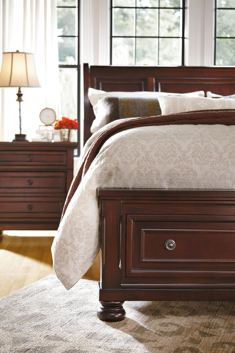 Porter - Sleigh Bed With 2 Storage Drawers